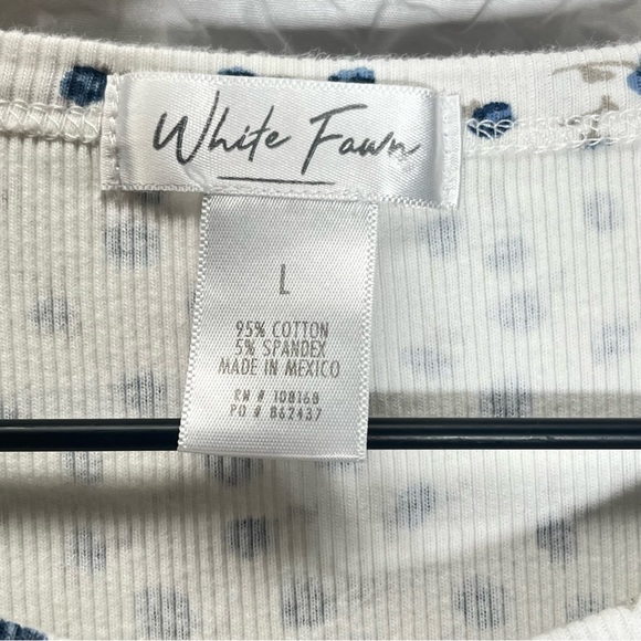 WHITE FAWN Floral Print Lettuce Edge Crop Top - Picture 4 of 6